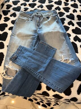 High-Rise Two-Tone Distressed Skinny Jeans - Blue